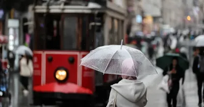 Meteoroloji’den hava değişimi uyarısı: Sıcaklıklar düşecek, sağanak geliyor